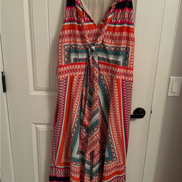 Beautiful stunning colour maxi size 18W by Eliza J. Made in China - Picture 3 of 8